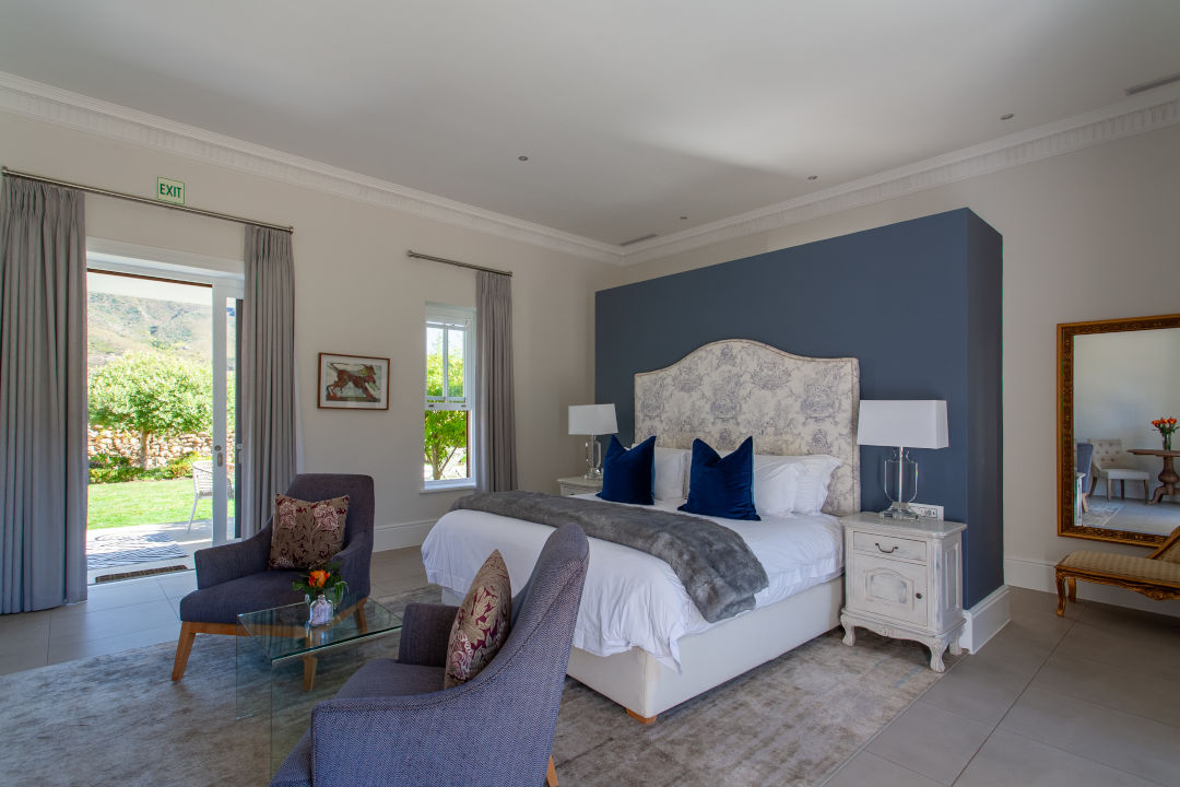 Olive Luxury Room 2